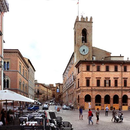 Апартаменты Osimo Nel Cuore Del Centro, Free Wi-Fi E Netflix Экстерьер фото
