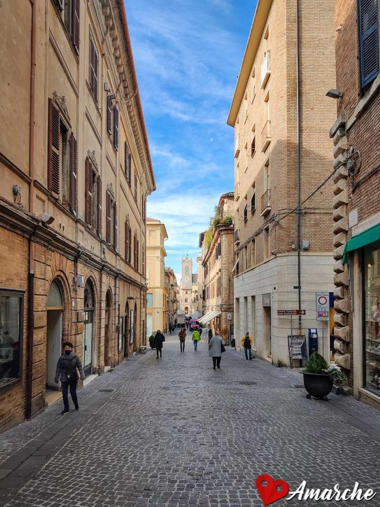 Апартаменты Osimo Nel Cuore Del Centro, Free Wi-Fi E Netflix Экстерьер фото